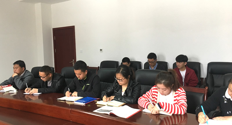 市龍江城鄉(xiāng)發(fā)展集團專題學(xué)習(xí)近期中央、省、市紀律檢查委員會議精神