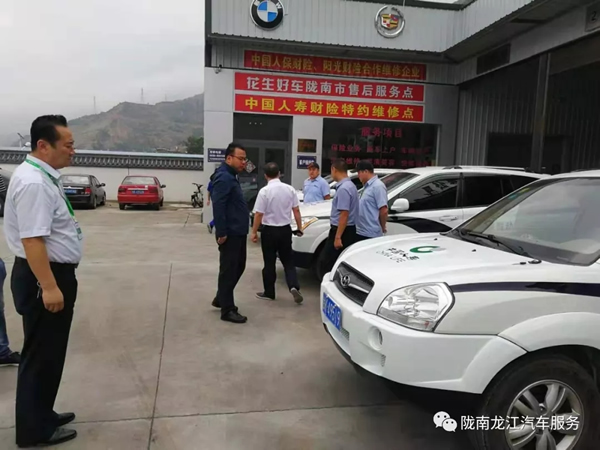 金錘鈑金，銀槍噴漆！龍江汽修值得信賴！